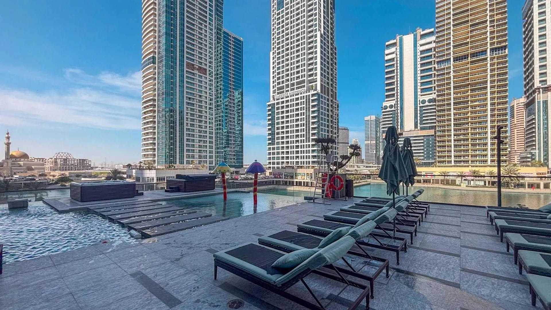 Frank Porter - Mbl Royal Dubai Apartment