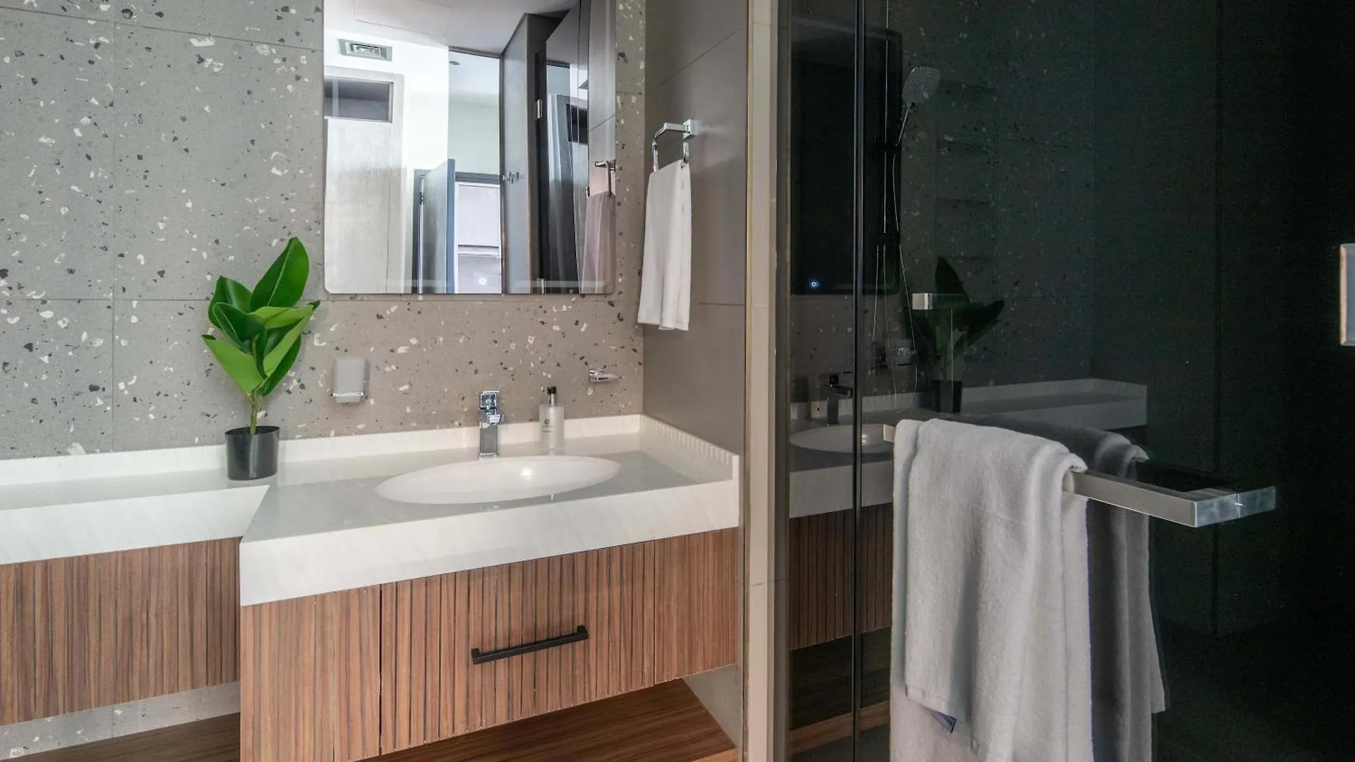 Apartment Frank Porter - Mbl Royal Dubai